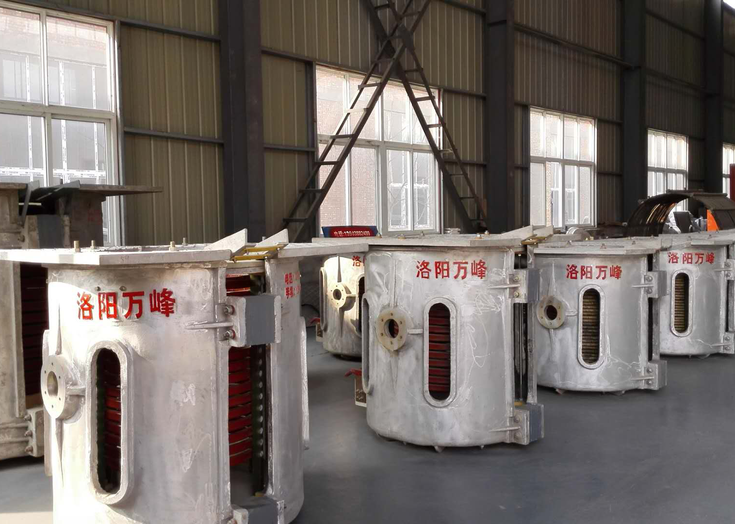 如何在中頻爐熔煉中控制高錳鋼夾雜物？